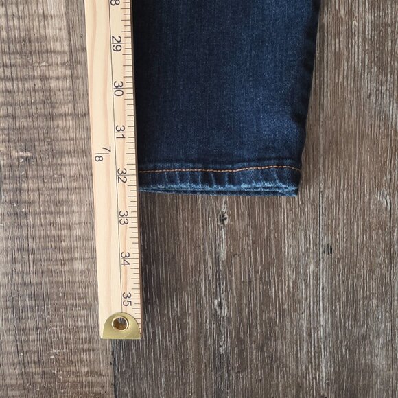 Old Navy Woman's Mid Rise Rockstar Jeans Size 8 Tall - Picture 7 of 7